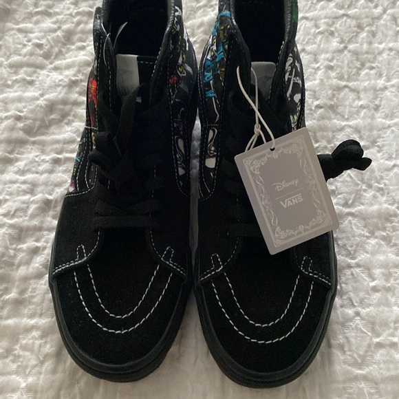 Unisex Vans Disney high tops Men’s 7.5 women’s 9 NWT - Picture 2 of 9